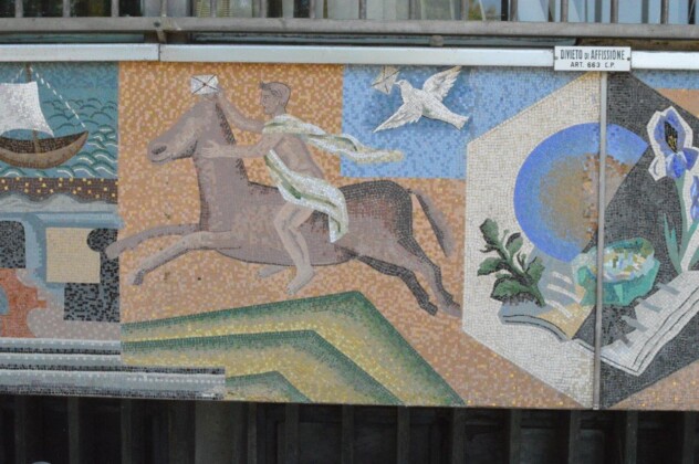 Alessandria, Palazzo delle Poste, i mosaici di Gino Severini, ph. M