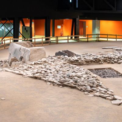 VALLE D'AOSTA-Area megalitica Aosta (foto Enrico Romanzi)