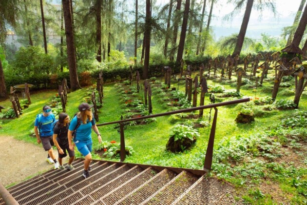 Attorno a Brunico si snodano numerosi sentieri trekking