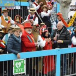 Carnevale di Fano, ed. 2025. L'allegro carro della Musica Arabita, storica orchestra popolare che utilizza attrezzi e strumenti di ogni genere per comporre coinvolgenti melodie. Ph. Marco Giovenco